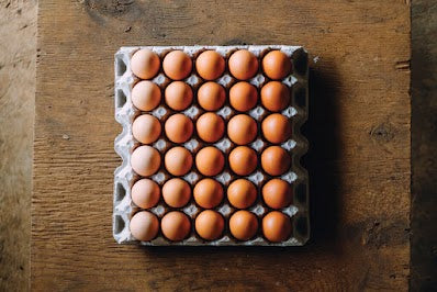 Fresh Eggs | Huevos Frescos